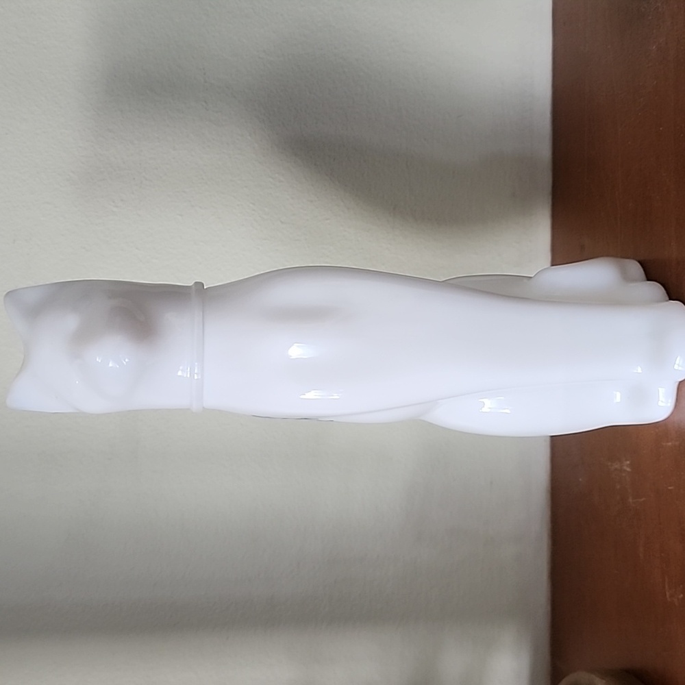 Vintage Milk Glass Avon Cat Bottle - Picture 2 of 5